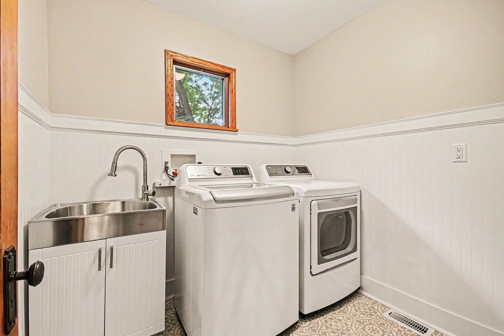 12905 Cathy Lane - Photo 17