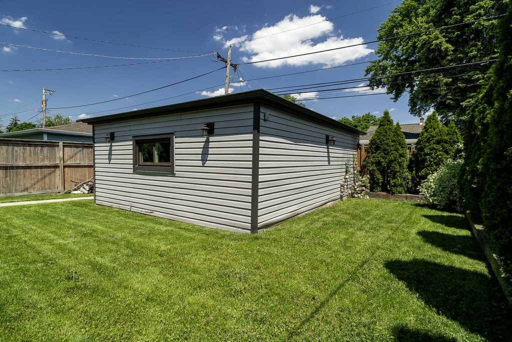 2537 Willow Street - Photo 17