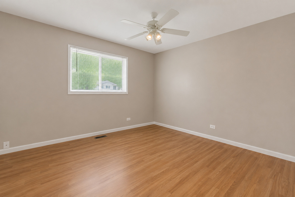 6847 Hawthorne Lane - Photo 11