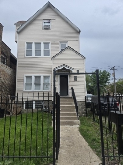 5244 S Ashland Avenue - Photo 0