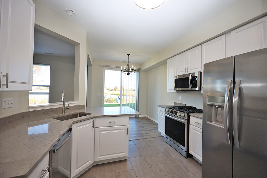 24854 W Gates Lane - Photo 10