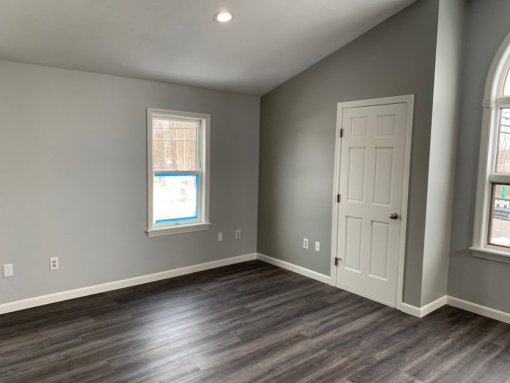153 Lafayette - Photo 11