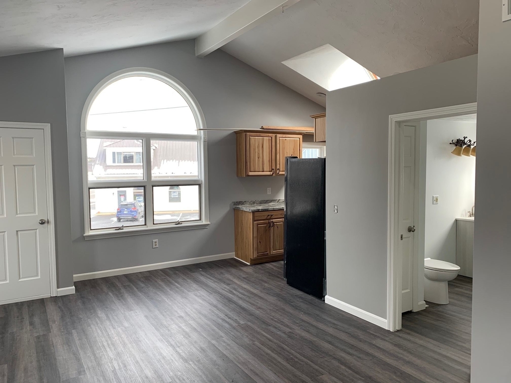 153 Lafayette - Photo 3