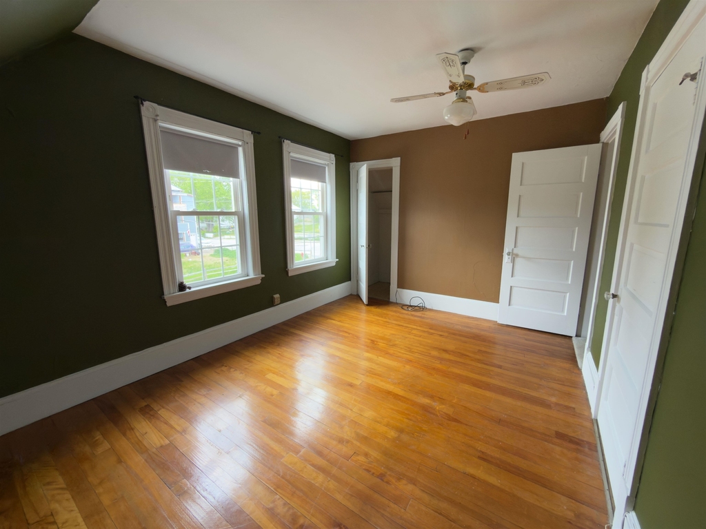 246 E Mason - Photo 18