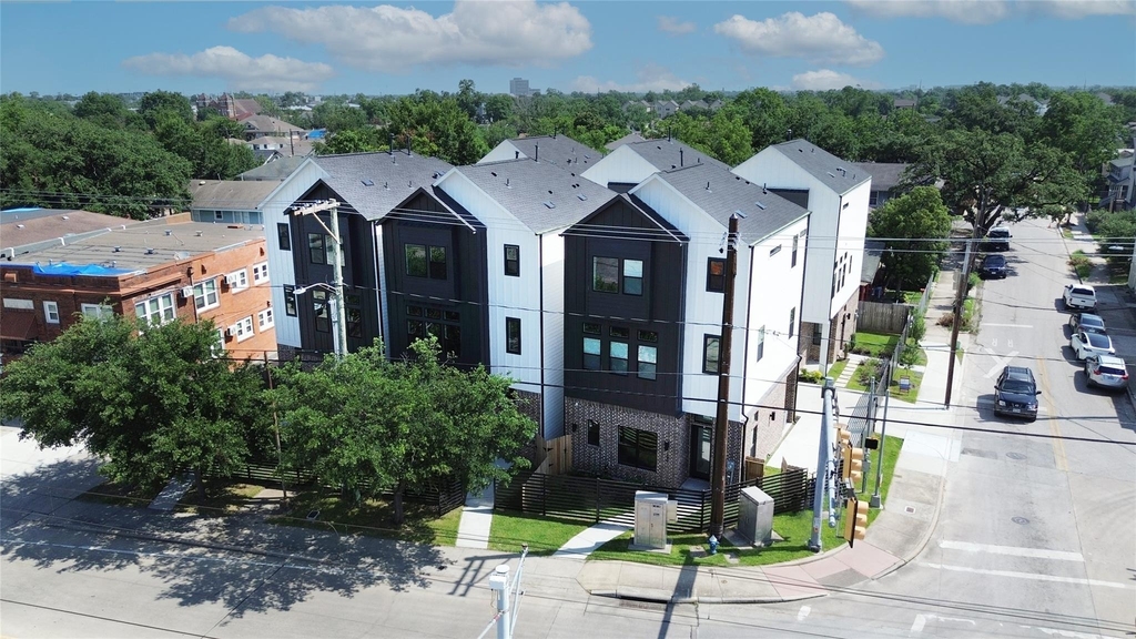 326 Eastwood Street - Photo 17