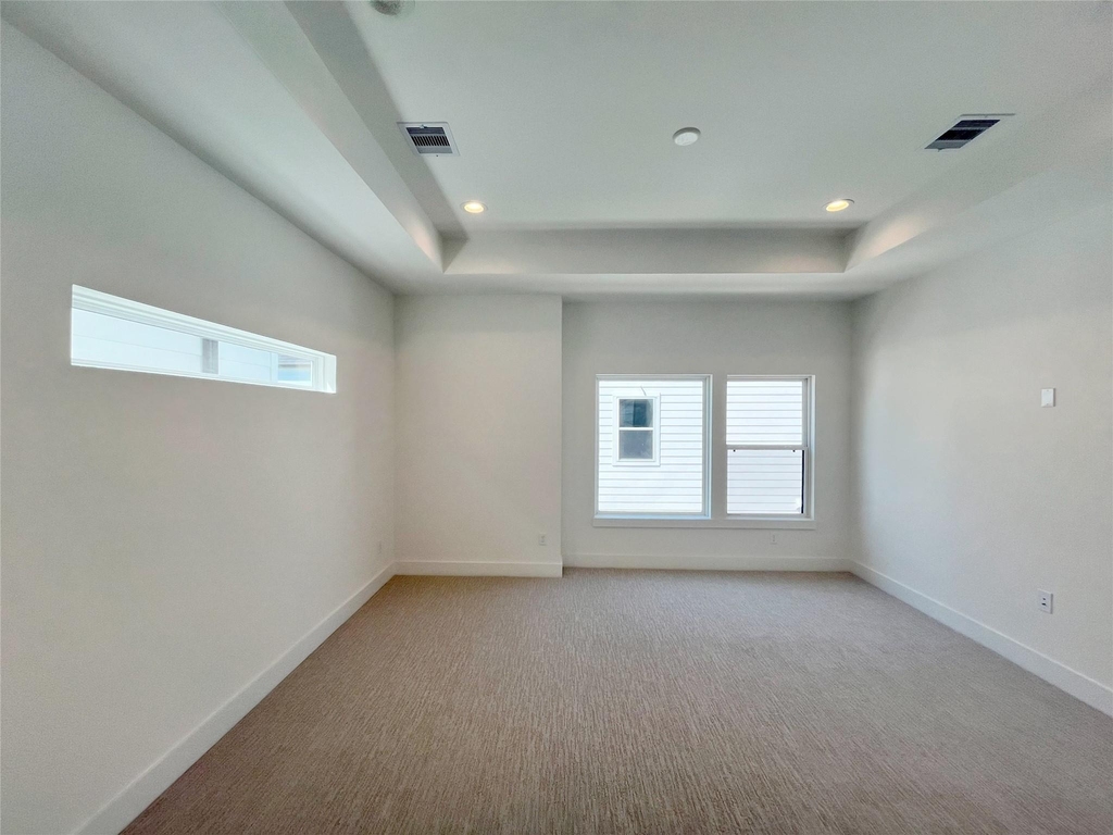 326 Eastwood Street - Photo 12