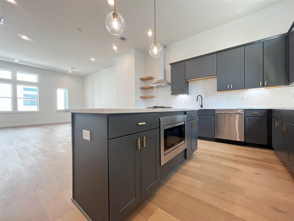 326 Eastwood Street - Photo 5