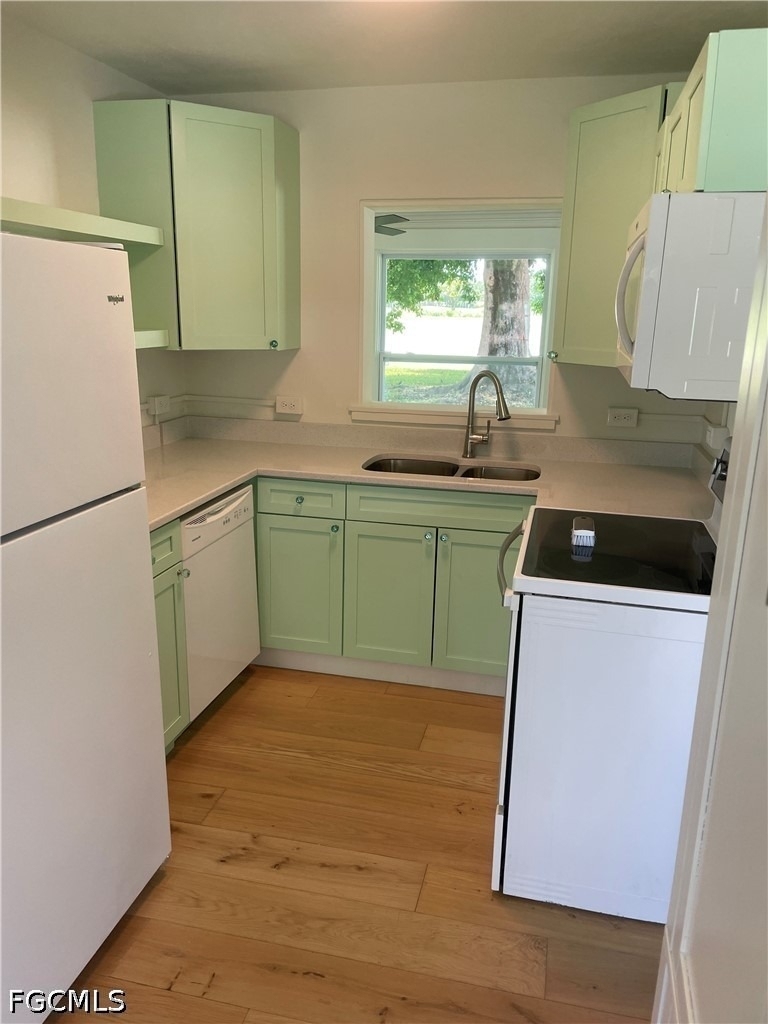 1442 Olmeda Way - Photo 3