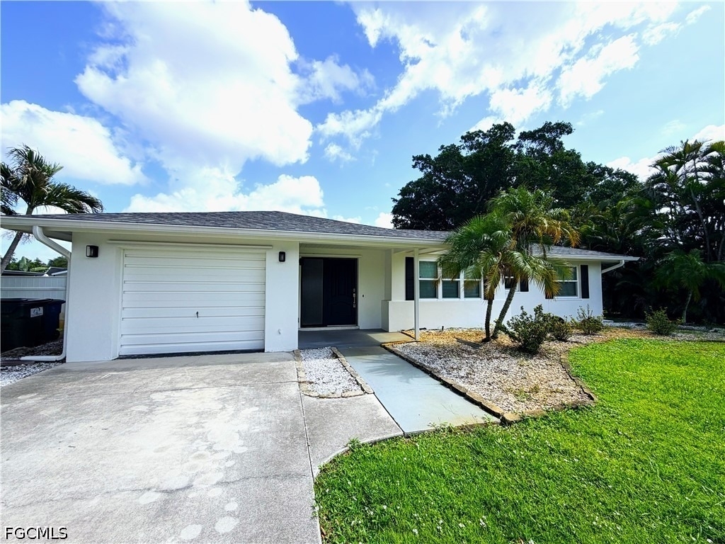 1637 S Mayfair Road - Photo 1