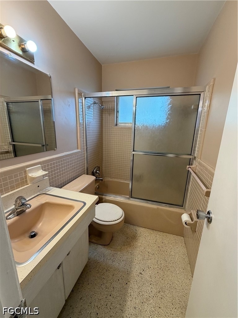 1407 Juddale Street E - Photo 1