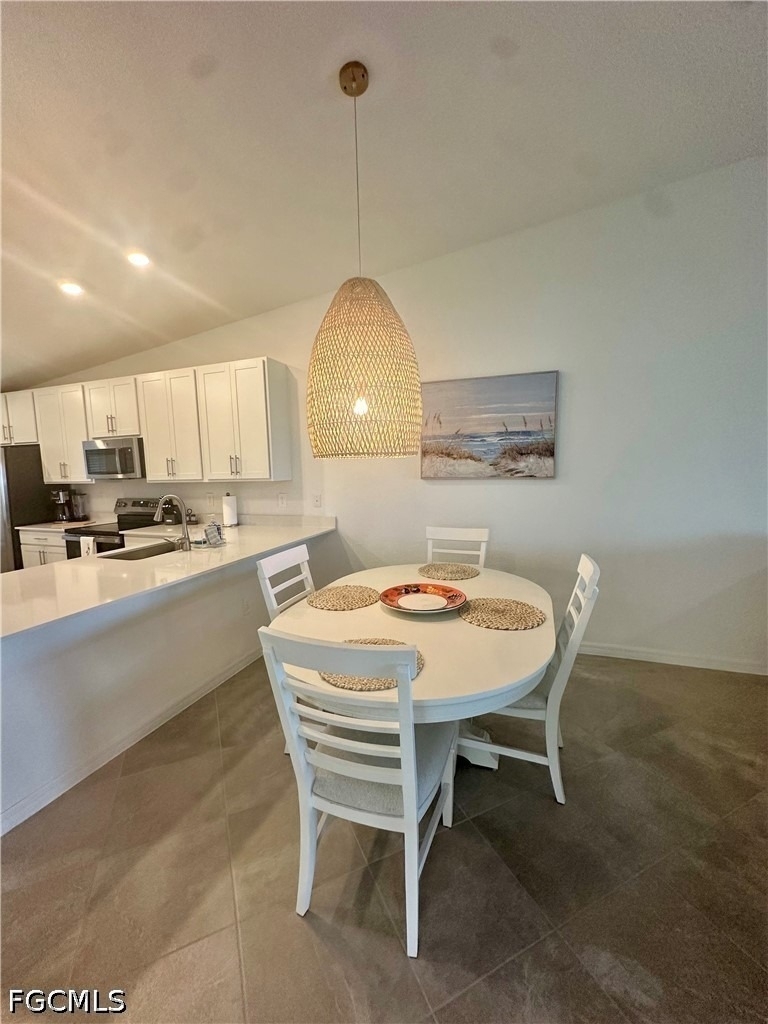 15265 Green Acres Avenue - Photo 8