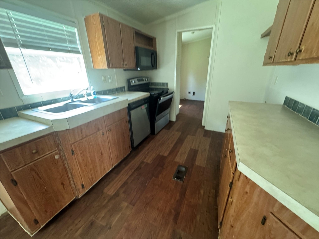 16415 Tamra Court - Photo 8