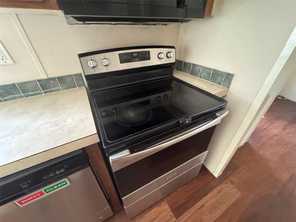 16415 Tamra Court - Photo 10