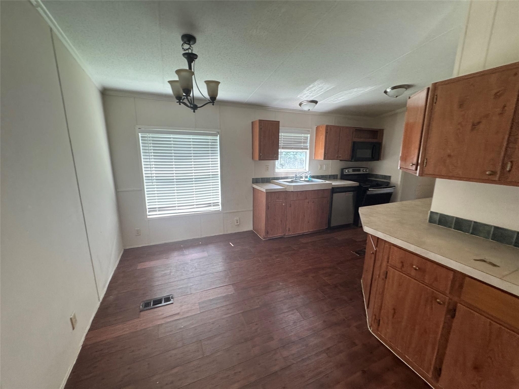16415 Tamra Court - Photo 6