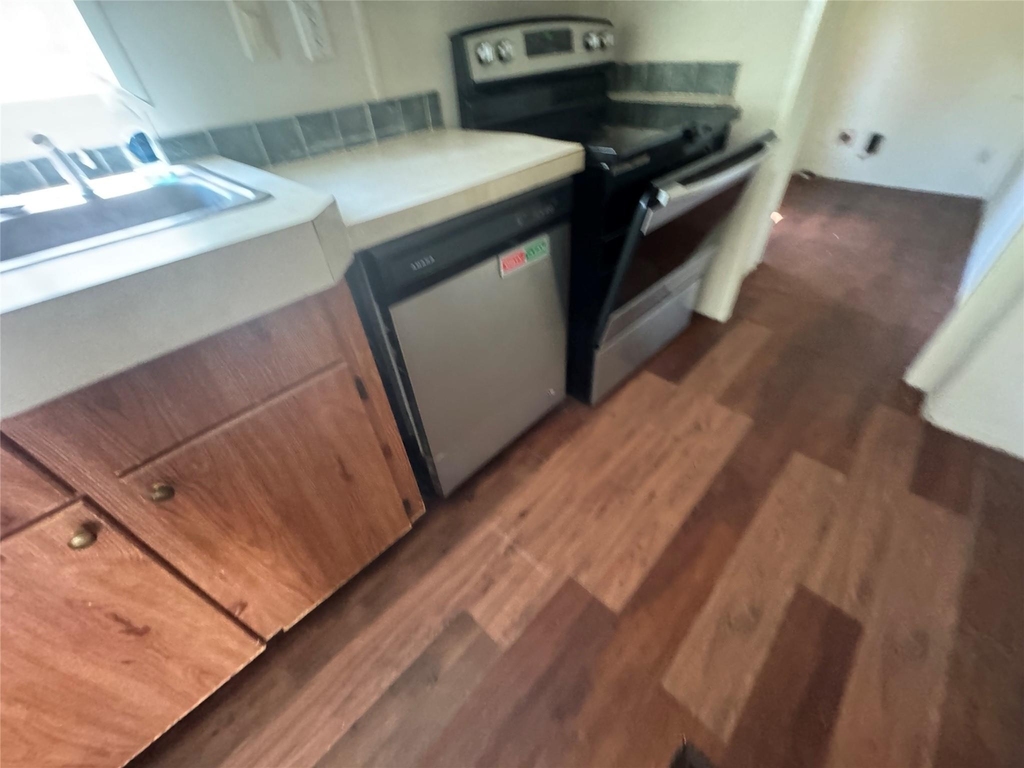 16415 Tamra Court - Photo 9