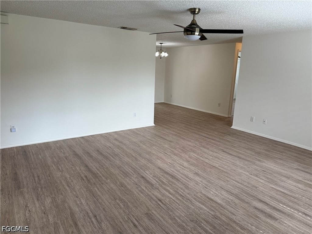142 Se 1st Avenue - Photo 3