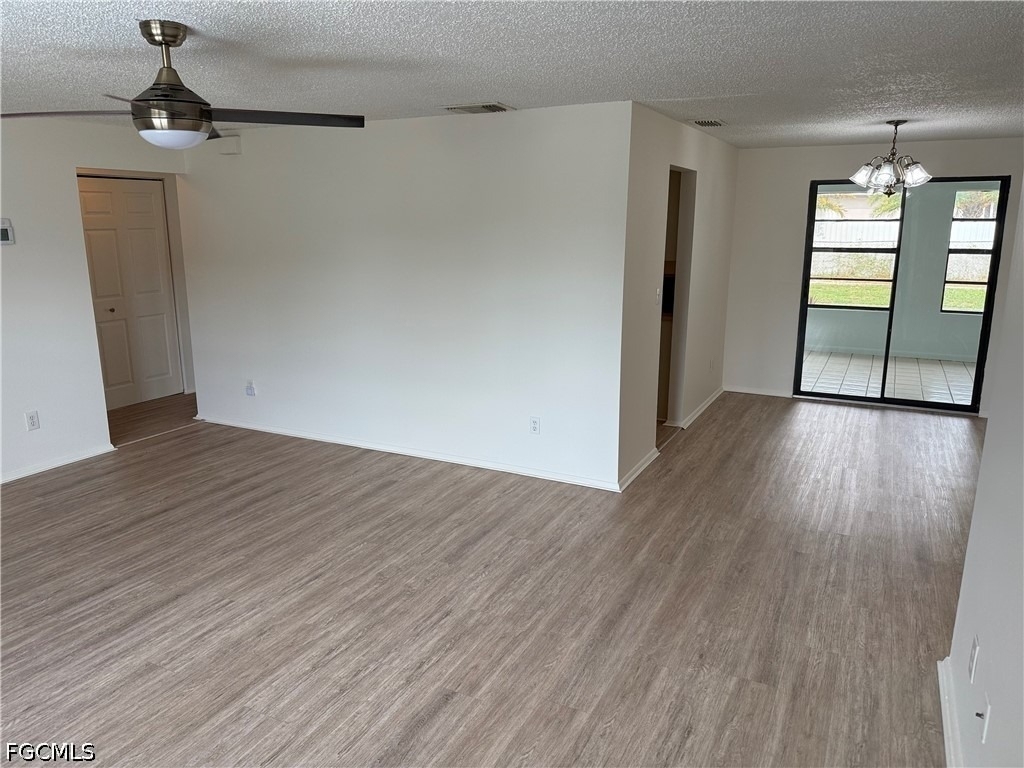 142 Se 1st Avenue - Photo 4