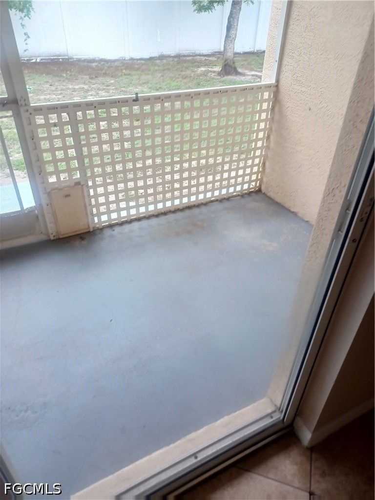 100 Sw Trafalgar Parkway - Photo 17