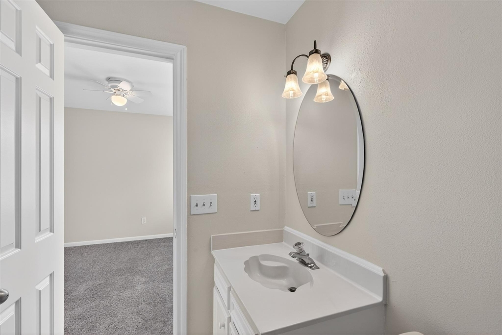 5515 Strack Road - Photo 24