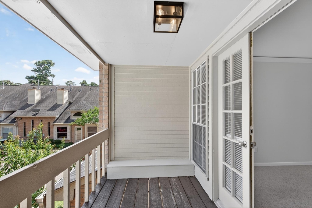 5515 Strack Road - Photo 43