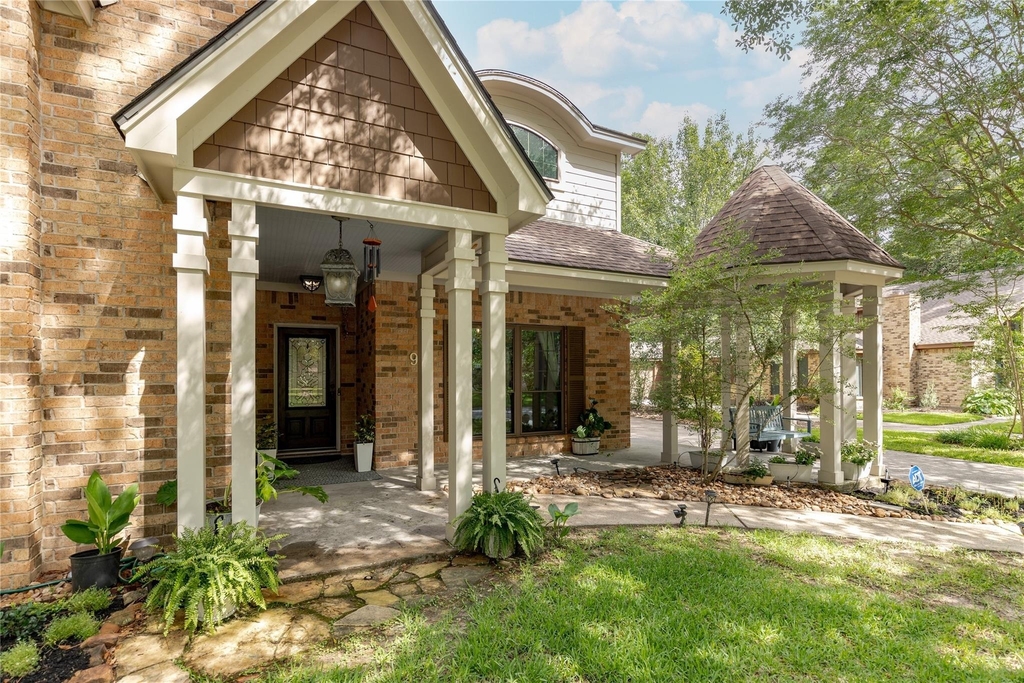 9 Mallard Glen Place - Photo 1