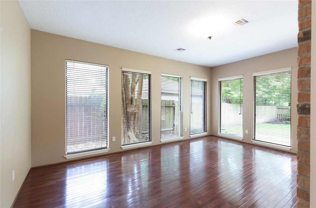 9 Mallard Glen Place - Photo 14