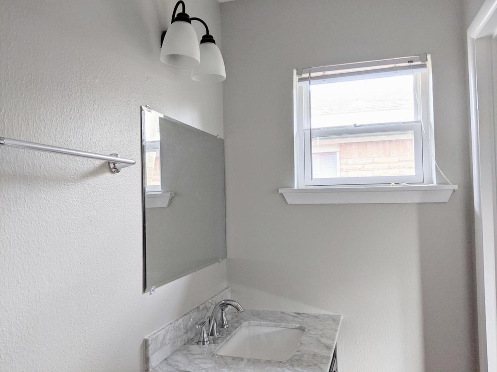 5527 Darnell Street - Photo 20