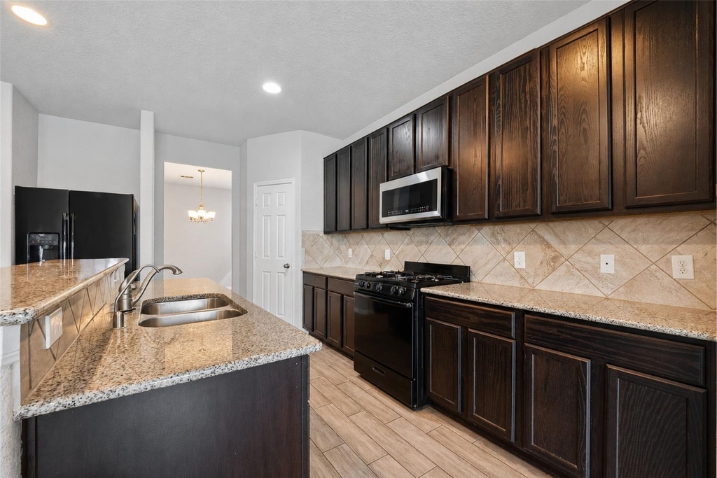 20606 Iron Timber Lane - Photo 8