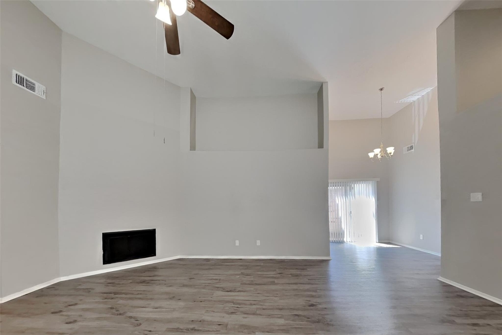 13215 Noblecrest Drive - Photo 3