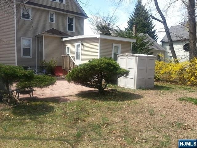 147 Phelps - Photo 15