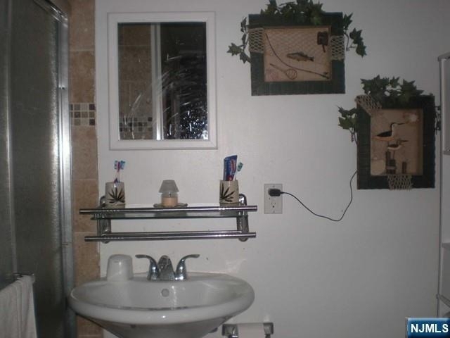 147 Phelps - Photo 11