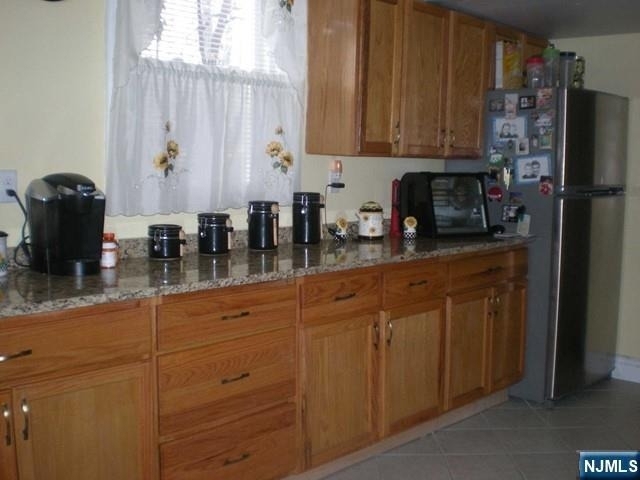 147 Phelps - Photo 4