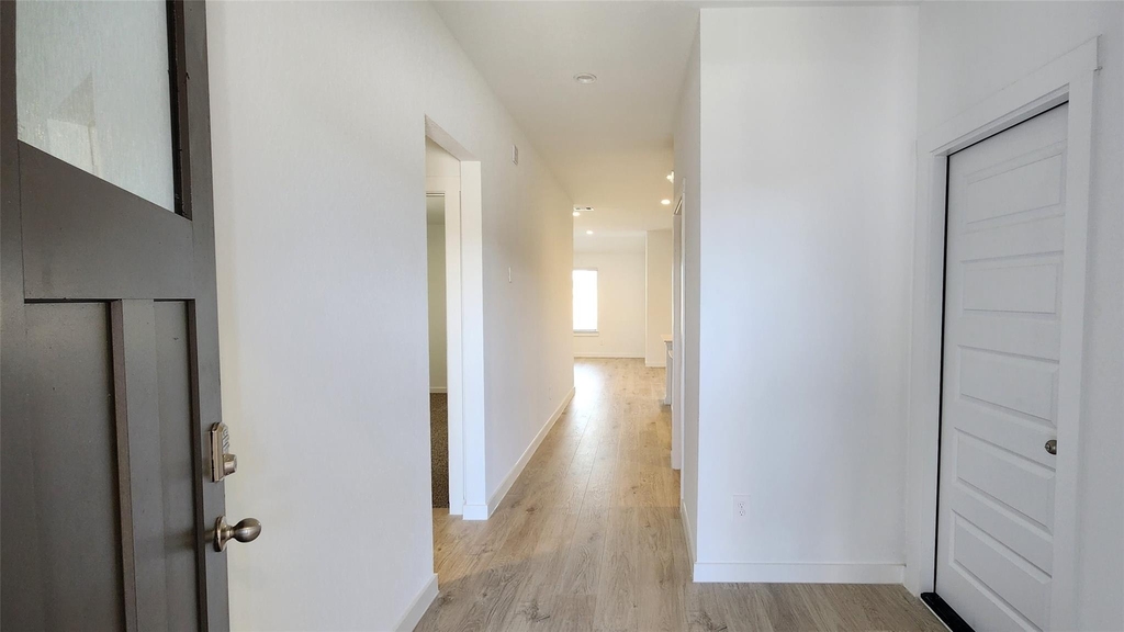 4031 Pierce Place Lane - Photo 1
