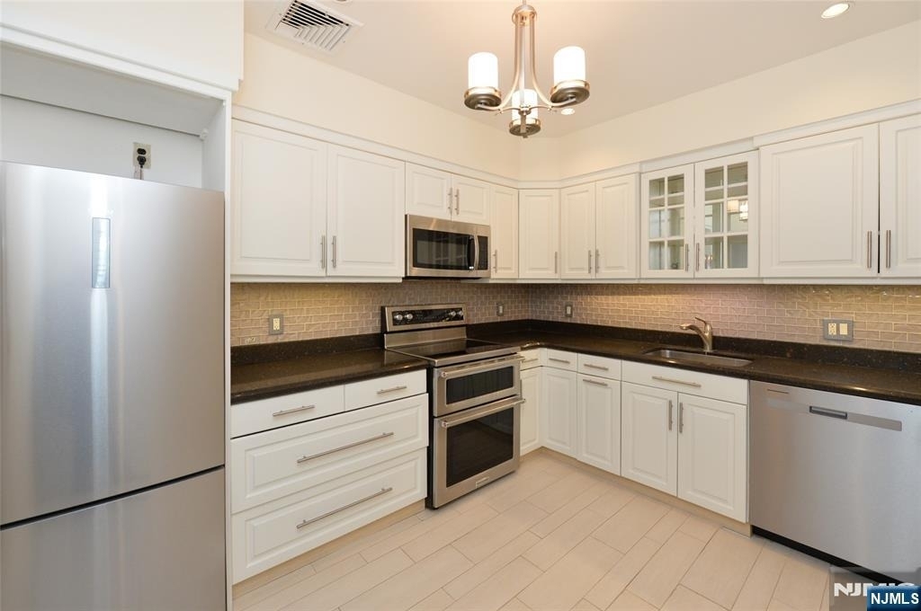 140 Bellair - Photo 12