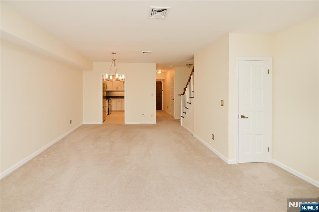 140 Bellair - Photo 9