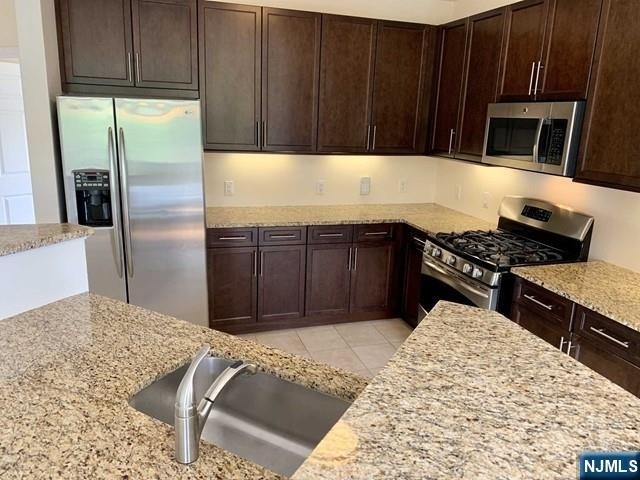 3325 Riverview - Photo 4