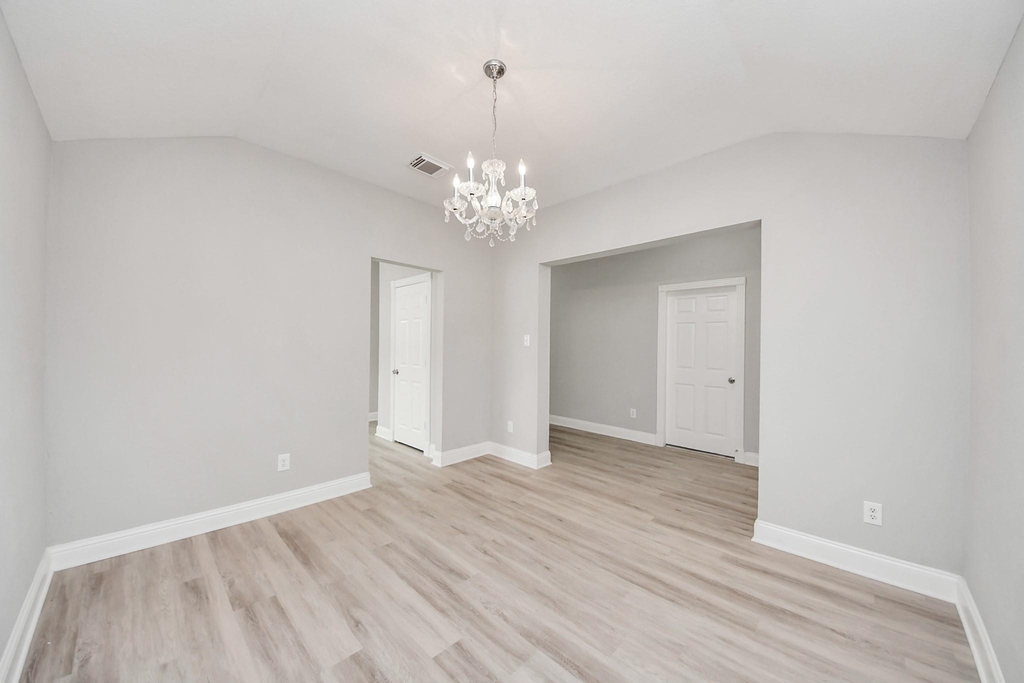 19618 Beachy Court - Photo 5