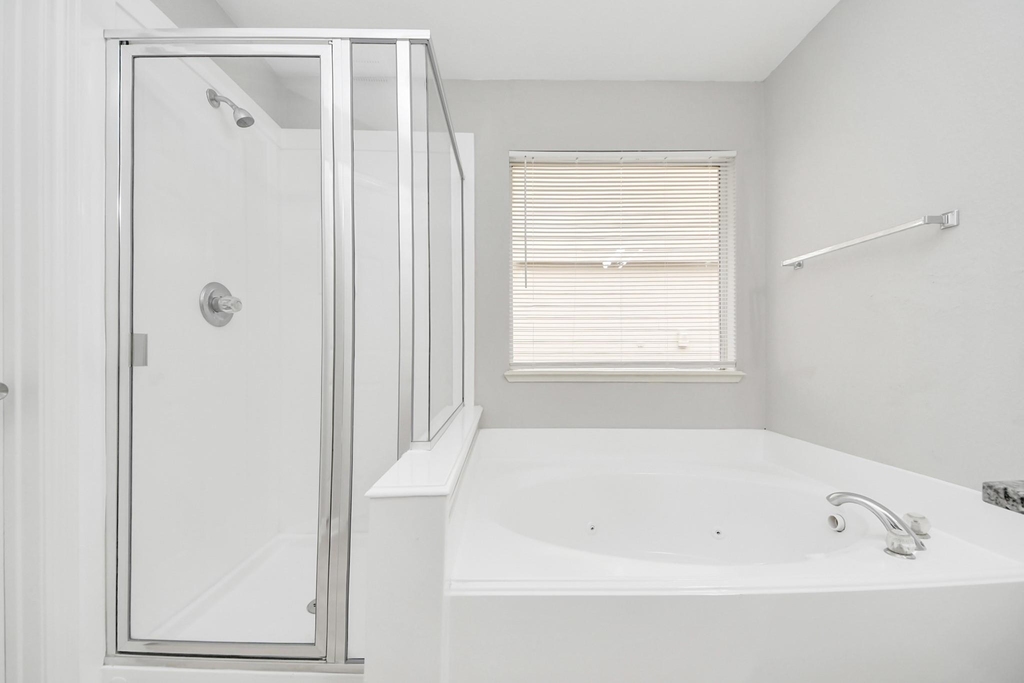 19618 Beachy Court - Photo 17