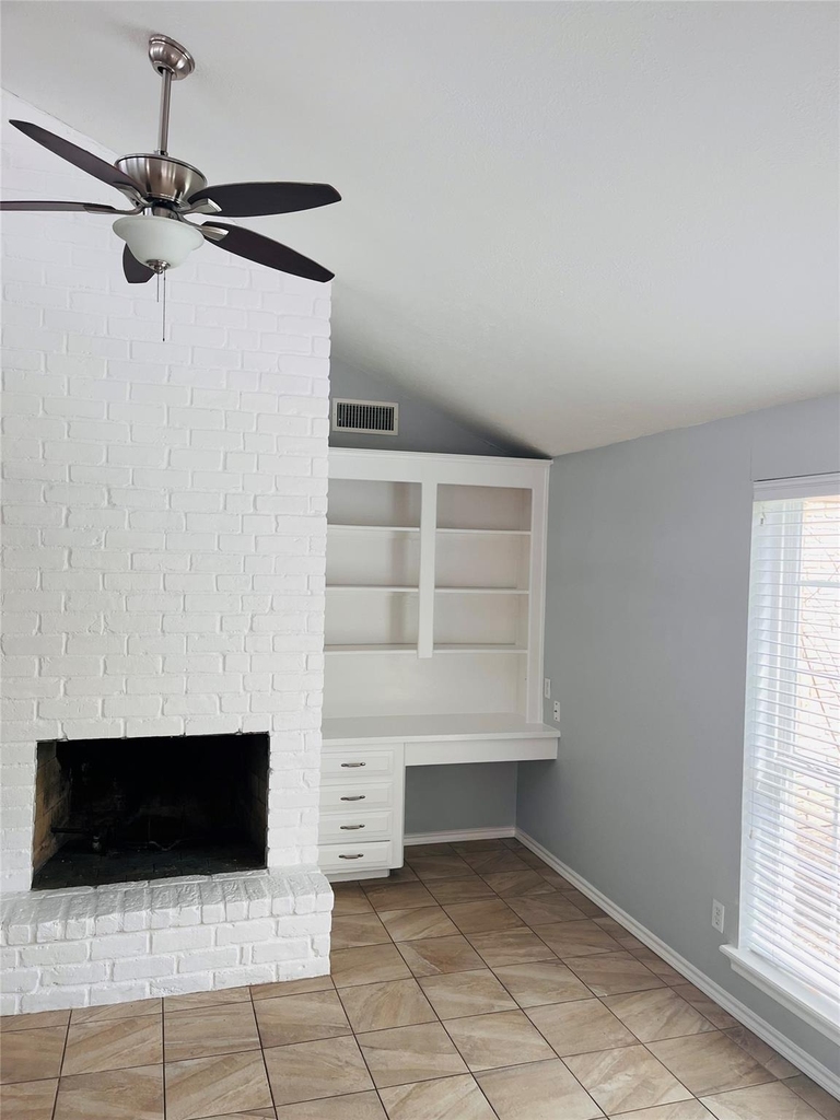 3910 Hidden Glen Drive - Photo 10