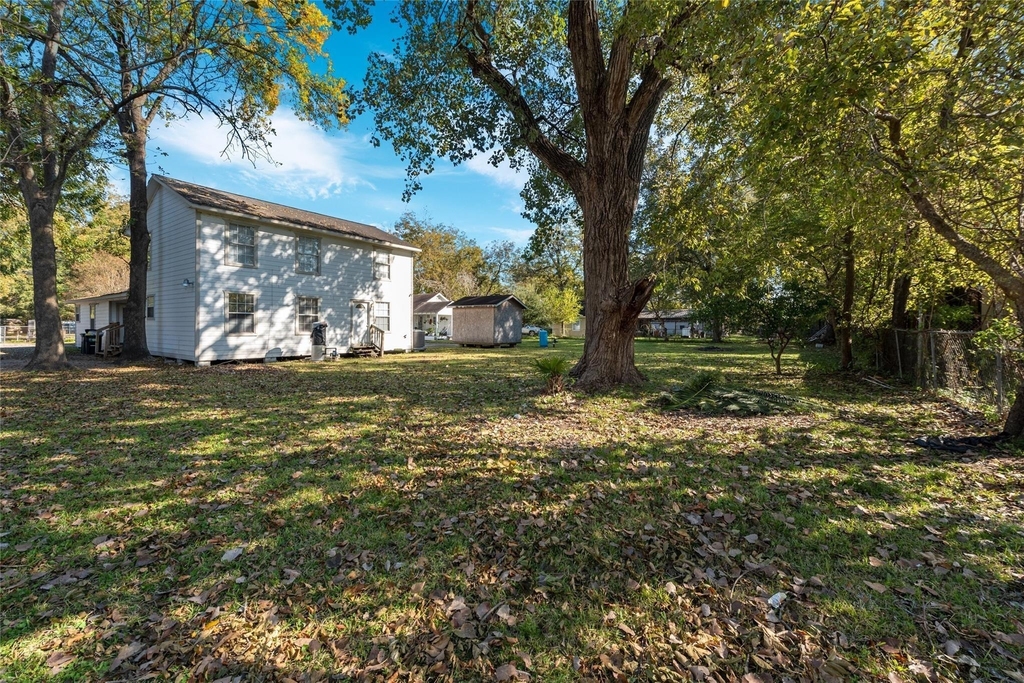 1728 Connorvale Road - Photo 18