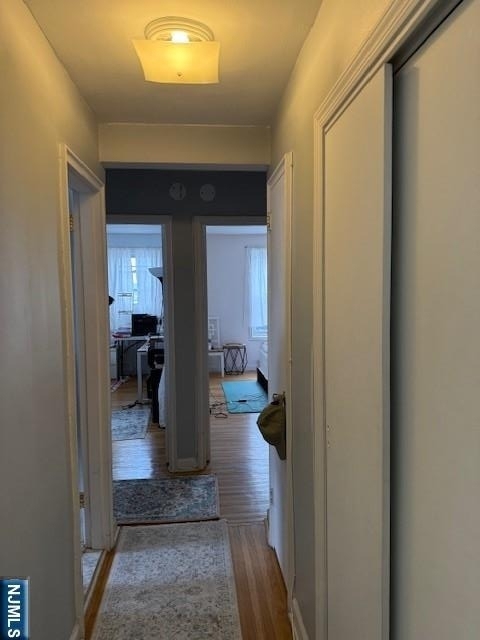 2350 Linwood - Photo 8