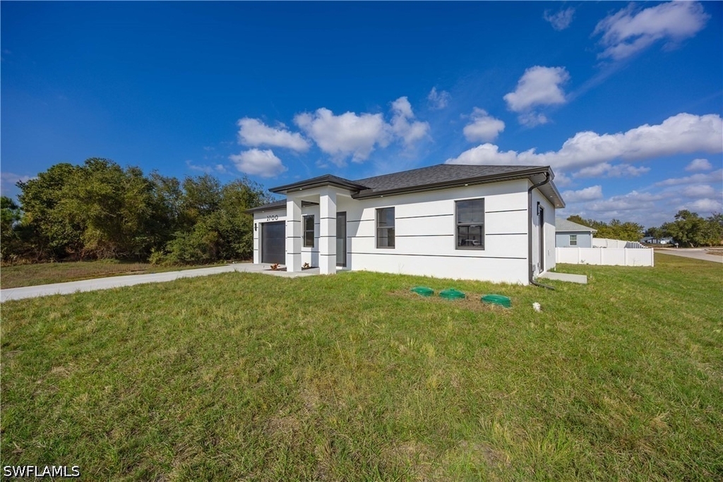 2700 49th Street Sw - Photo 1
