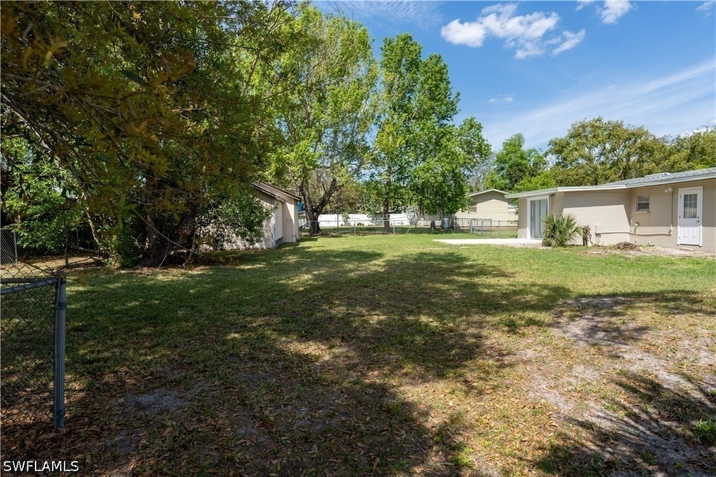 2352 Sunny View Drive - Photo 14