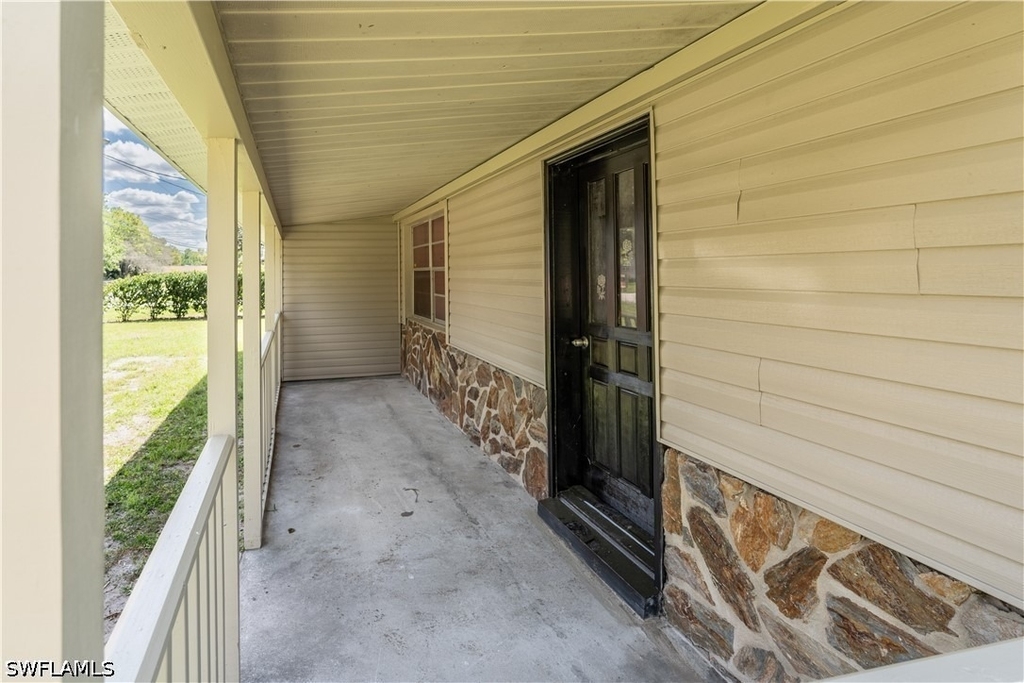 2352 Sunny View Drive - Photo 1