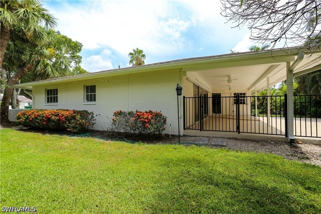 2901 Crayton Road - Photo 22