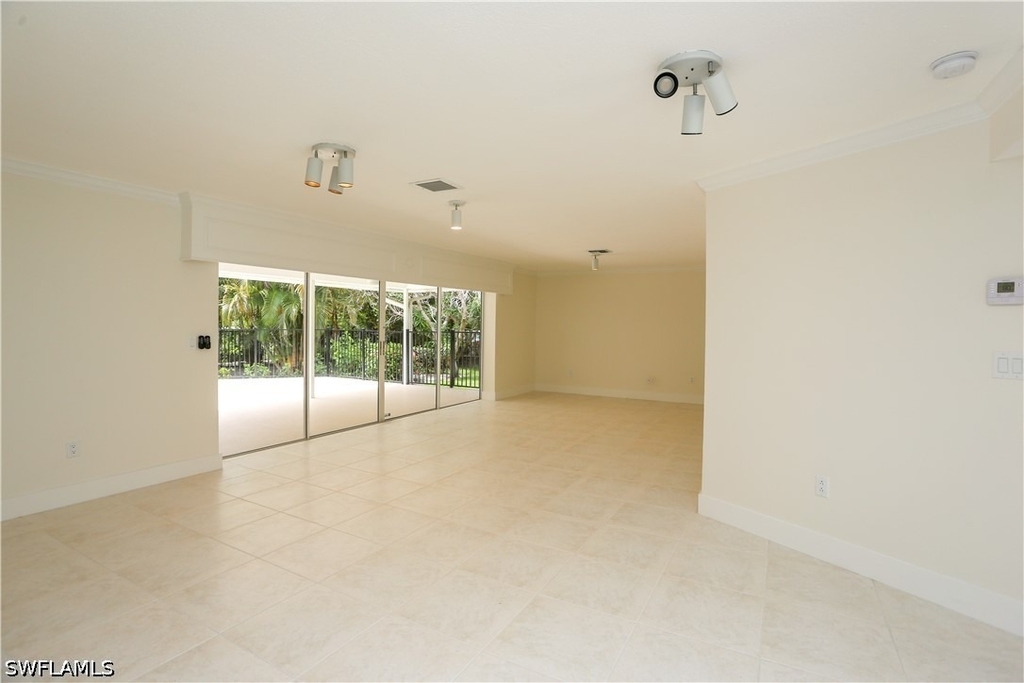 2901 Crayton Road - Photo 33