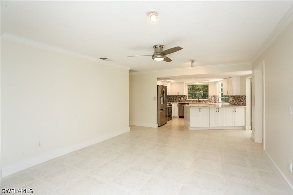 2901 Crayton Road - Photo 32