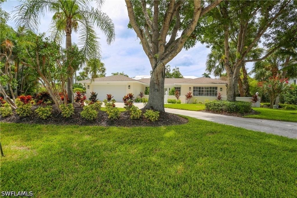 2901 Crayton Road - Photo 6