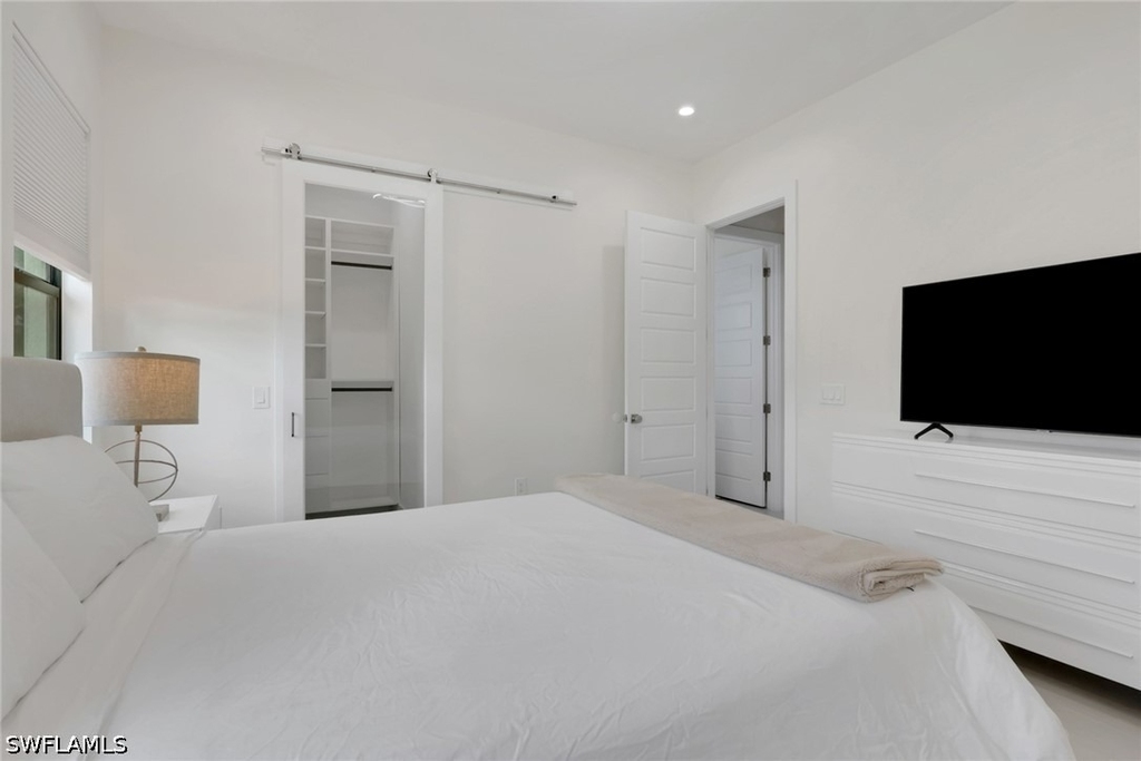 653 23rd Street Sw - Photo 29