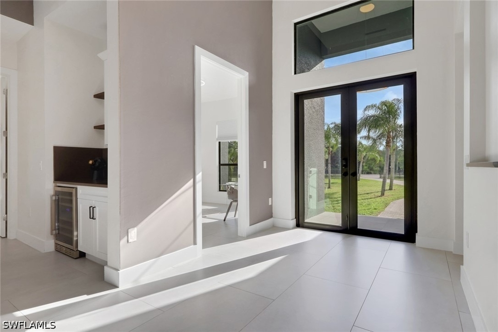 653 23rd Street Sw - Photo 4
